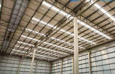 Imagem: O depósito possui 5 Vagas na garagem, 3.785m² de Área e