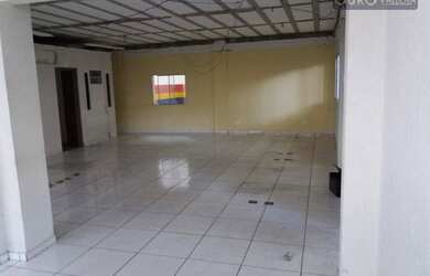 Imagem 2: Galpão área 2.598 m² consta. 2668 m² entrada por duas ruas energia...