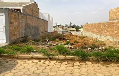 Imagem: O terreno possui 360m² de Área e está localizado em Centro