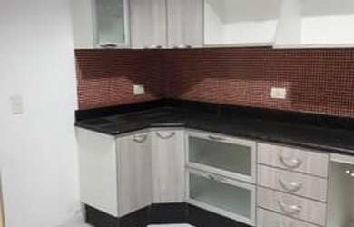 Imagem 1: Casa para venda tem 180 metros quadrados em Jardim São Pedro - Barueri...