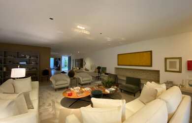 Imagem 11: CASA JARDIM PAULISTANO. Piscina, Ar-condicionado, Guarda roupaeLareira