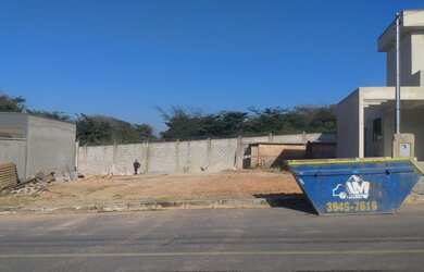 Imagem: O terreno possui 406m² de Área e está localizado em Santa