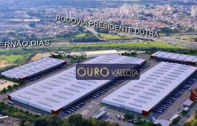 Imagem: O depósito possui 5 Vagas na garagem, 5.640m² de Área e