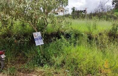 Imagem: O terreno possui 342m² de Área e está localizado em Santo