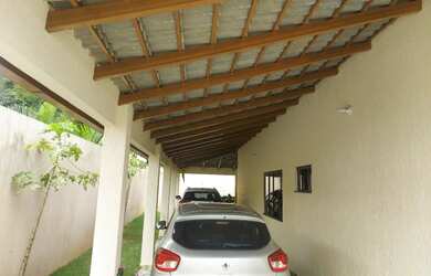 Imagem: A casa em condomínio possui 4 Dormitórios, 5 Vagas na garagem