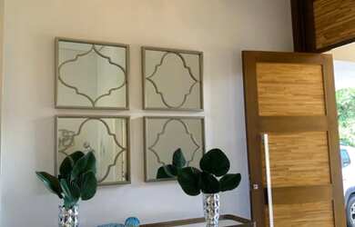 Imagem: A casa em condomínio possui 3 Dormitórios, 2 Banheiros e 231m²