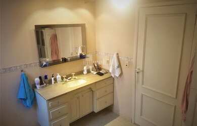 Imagem 9: Pacaembu Excelente local. 250m² de Área, 4 Vagas na garageme3 Dormitórios