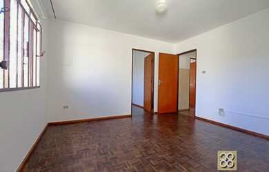 Imagem 5: Casa de Alvenaria - R Santa Maria, 73 - Fanny - Curitiba - PR