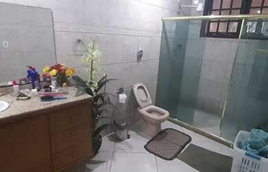 Imagem 3: Vendo 2 Casas. Varanda, 250m² de Área, 3 Vagas na garageme3 Dormitórios