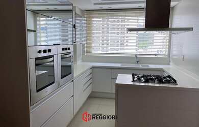 Imagem: O apartamento possui 3 Dormitórios, 4 Banheiros, 4 Vagas na