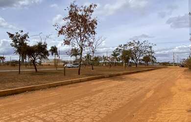 Imagem: O terreno possui 690m² de Área e está localizado em Setor