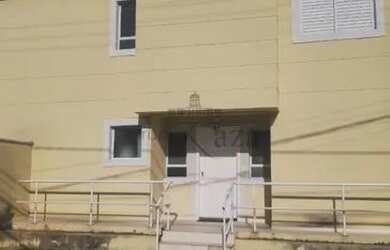 Imagem: A casa em condomínio possui 3 Dormitórios, 3 Banheiros, 2