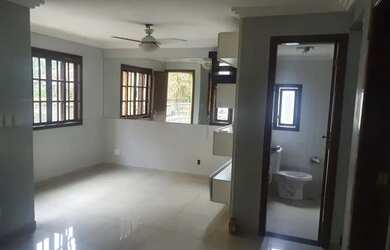 Imagem: A casa em condomínio possui 2 Dormitórios, 2 Banheiros, 1