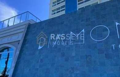 Imagem: O apartamento possui 3 Dormitórios, 3 Banheiros, 154m² de