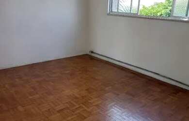 Imagem: O apartamento possui 2 Dormitórios, 2 Banheiros e 75m² de