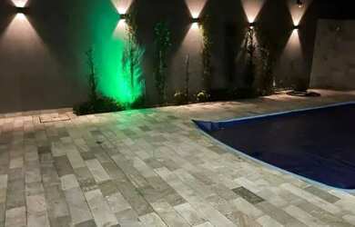 Imagem: A casa à venda possui 3 Dormitórios, 3 Banheiros, 3 Vagas