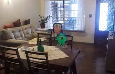 Imagem: A casa possui 3 Dormitórios, 3 Banheiros, 1 Vaga na garagem