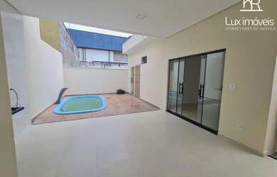 Imagem: A casa em condomínio possui 3 Dormitórios, 4 Banheiros, 4