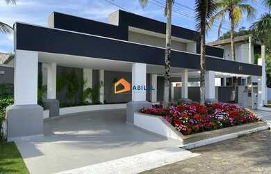 Imagem: A casa possui 5 Dormitórios, 5 Banheiros, 5 Vagas na garagem