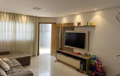 Imagem: A casa possui 3 Dormitórios, 3 Banheiros, 3 Vagas na garagem