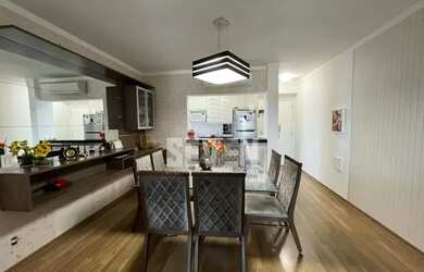 Imagem: O apartamento possui 3 Dormitórios, 2 Banheiros, 2 Vagas na