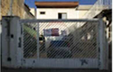 Imagem: A casa em condomínio possui 4 Dormitórios, 4 Banheiros, 2