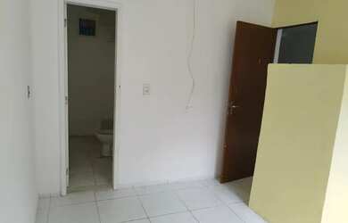 Imagem: A casa possui 3 Dormitórios, 2 Banheiros, 100m² de Área e