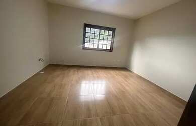 Imagem 7: Sobrado novo para locação dentro de condominio em Guararema