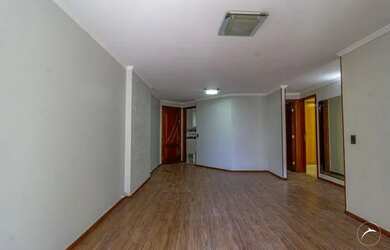 Imagem: O apartamento possui 3 Dormitórios, 2 Banheiros, 1 Vaga na