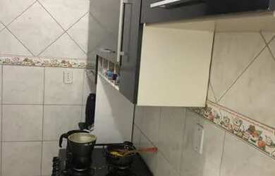 Imagem: O apartamento possui 2 Dormitórios e 1 Banheiro e está localizado
