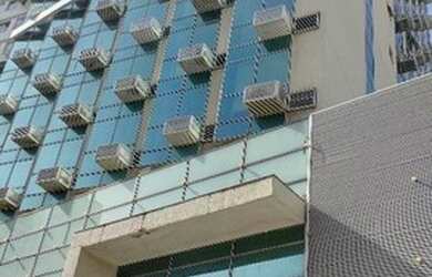 Imagem: O depósito possui 1 Vaga na garagem, 27m² de Área e está