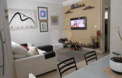 Imagem: A casa em condomínio possui 3 Dormitórios, 3 Banheiros, 2