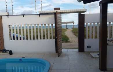 Imagem: A casa possui 5 Dormitórios, 5 Banheiros, 2 Vagas na garagem