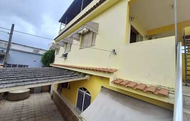 Imagem 11: Ótima Casa frente de rua e independente 4 Quartos, 2 Salas, 2 Cozinha...