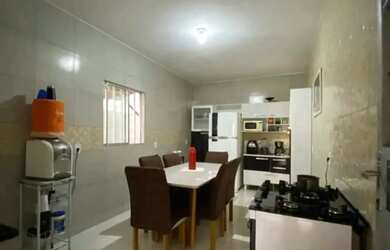 Imagem 3: VENDO CASA NA MADRE DEUS. Varanda, 2 Banheirose3 Dormitórios