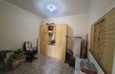 Imagem 9: Ótima Casa frente de rua e independente 4 Quartos, 2 Salas, 2 Cozinha...