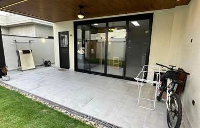 Imagem 13: Casa Alto Padrão, 4 Quartos, Closet, Hidromassagem, Garagem 3 carros,...