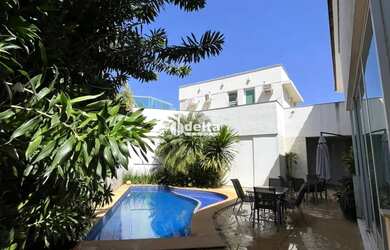 Imagem 4: Casa residencial disponível para venda no bairro Tabajaras em Uberlândia-MG