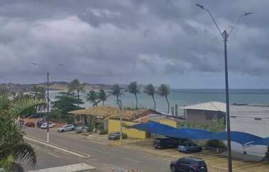 Imagem: A casa em condomínio possui 5 Dormitórios, 5 Banheiros, 5