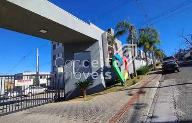 Imagem: O apartamento possui 2 Dormitórios, 1 Banheiro, 1 Vaga na garagem