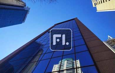 Imagem: O depósito possui 4 Vagas na garagem, 214m² de Área e está