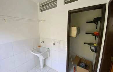 Imagem 12: Casa para alugar com 4 dormitórios 155 m² R$ 4.900/mês Jardim Santos...