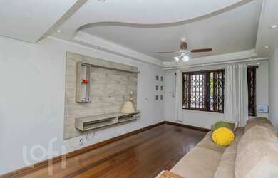 Imagem 12: Casa à venda em Azenha com 229 m², 4 quartos, 1 suíte, 3 vagas