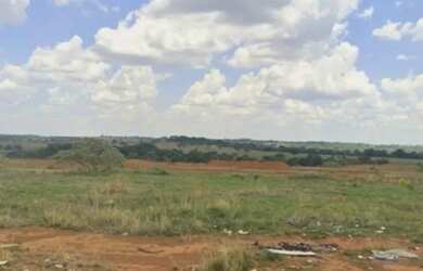 Imagem: O terreno possui 216m² de Área e está localizado em Goiânia