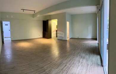 Imagem: O depósito possui 5 Vagas na garagem, 61m² de Área, Imóvel