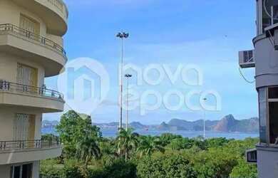 Imagem: O apartamento possui 4 Dormitórios, 3 Banheiros, 1 Vaga na