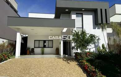 Imagem: A casa em condomínio possui 3 Dormitórios, 5 Banheiros, 4