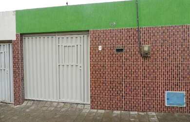 Imagem: A casa está localizado em Novo Juazeiro, Juazeiro do Norte