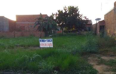 Imagem: O terreno possui 250m² de Área, Imóvel novo e está localizado