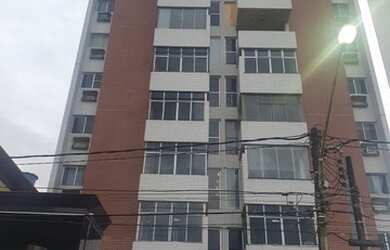 Imagem: O apartamento possui 4 Dormitórios, 2 Banheiros, 1 Vaga na